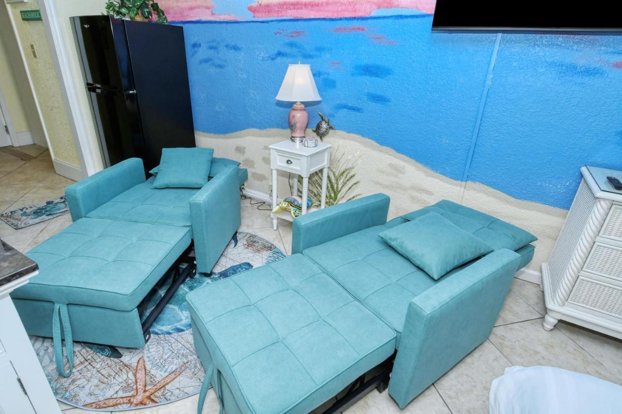Waterfront Room, Heated Pool, Tiki Bar & Grill South Bradenton Екстер'єр фото