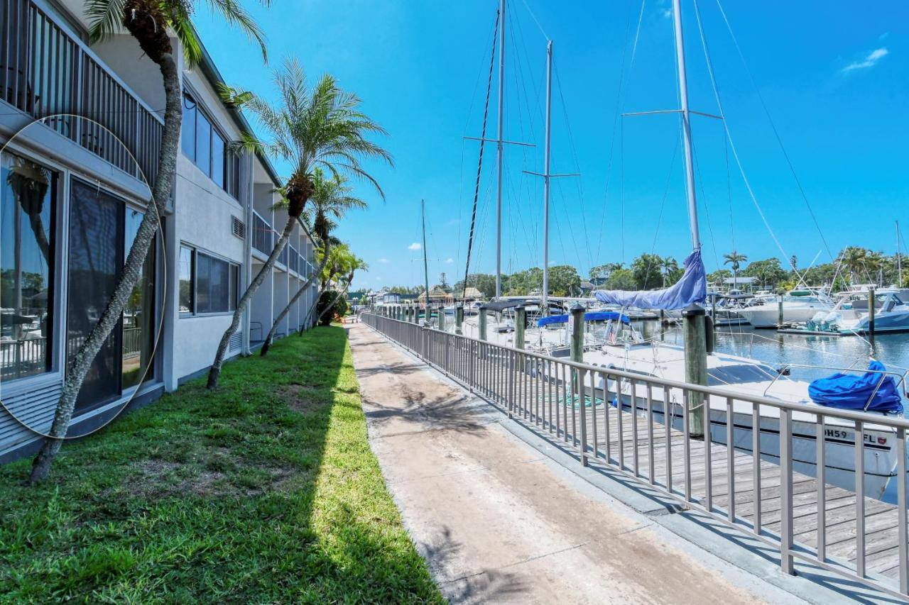 Waterfront Room, Heated Pool, Tiki Bar & Grill South Bradenton Екстер'єр фото